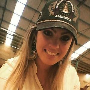 Meet your Posher, Patrícia